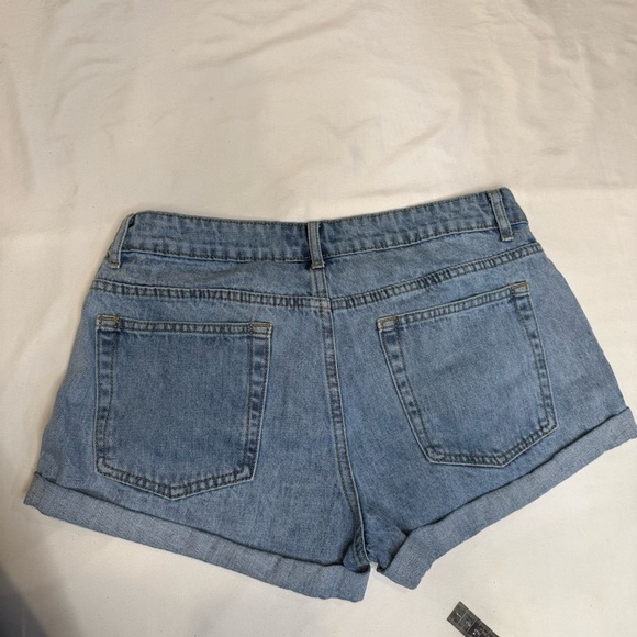 Edikted Jean Shorts - Picture 9 of 11